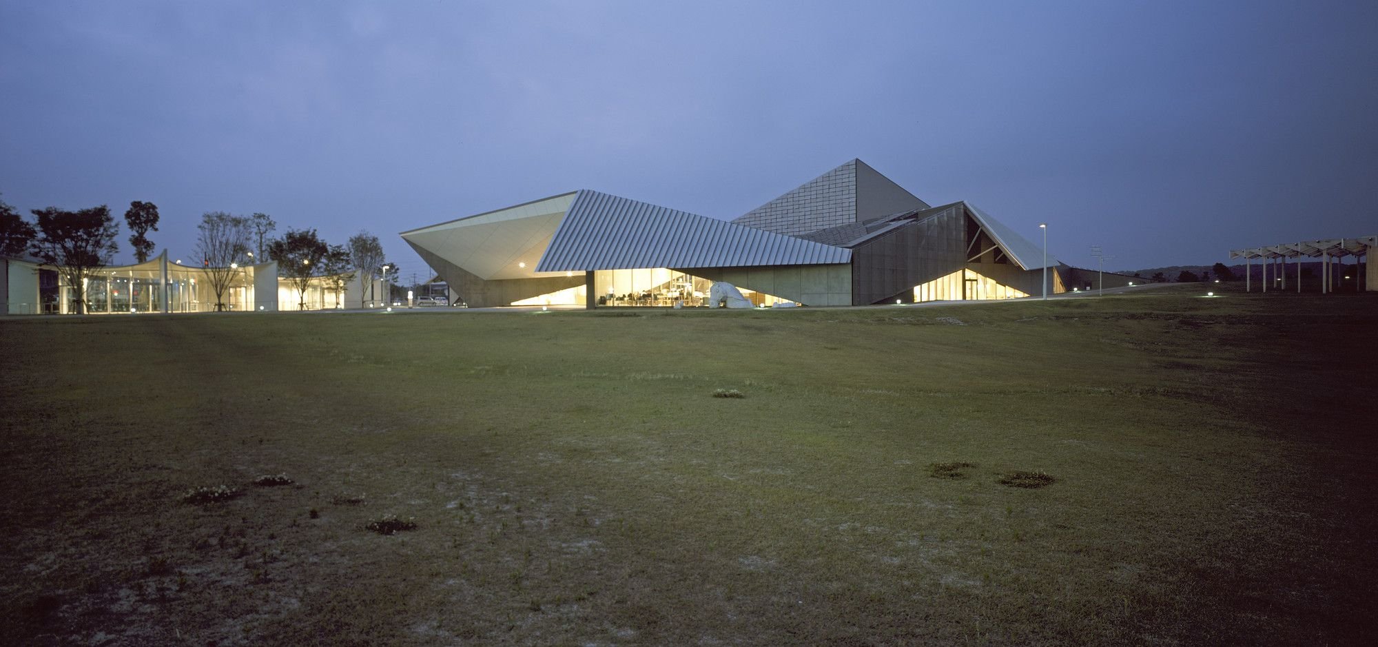 🏛️ 큐슈 예문관(큐슈 게이분칸) 이미지 7